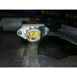 Recambio de elevalunas delantero derecho para opel tigra 1.4 16v referencia OEM IAM 90389212 90482596 