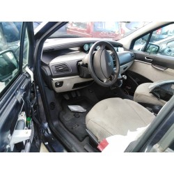 peugeot 807 del año 2005