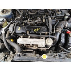 nissan primera berlina (p11) del año 2000