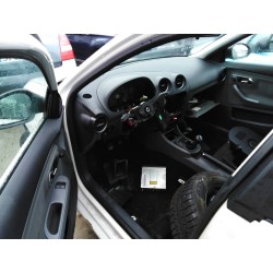 seat ibiza (6l1) del año 2006