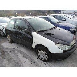 peugeot 206 berlina del año 2004