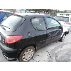 peugeot 206 berlina del año 2004