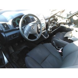 toyota corolla verso (r1) del año 2004