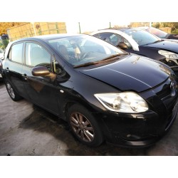 toyota auris del año 2007
