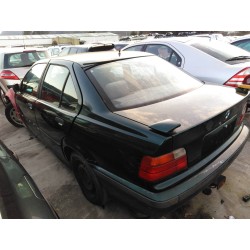 bmw serie 3 berlina (e36) del año 2001