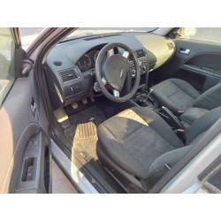 ford mondeo berlina (ge) del año 2001