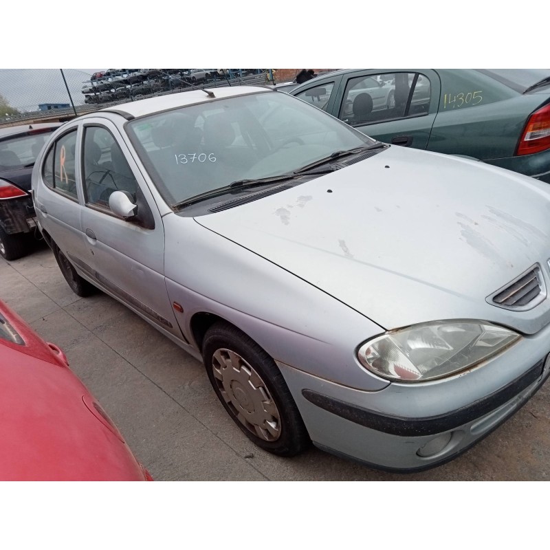 renault megane i fase 2 berlina (ba0) del año 2001