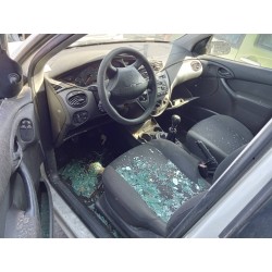 ford focus berlina (cak) del año 2002