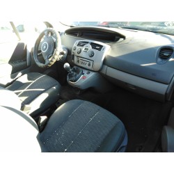 renault scenic ii del año 2008