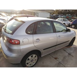 seat ibiza (6l1) del año 2003