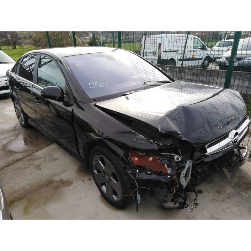 opel vectra c berlina del año 2004