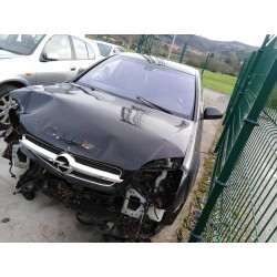 opel vectra c berlina del año 2004