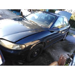 opel vectra b berlina del año 2000