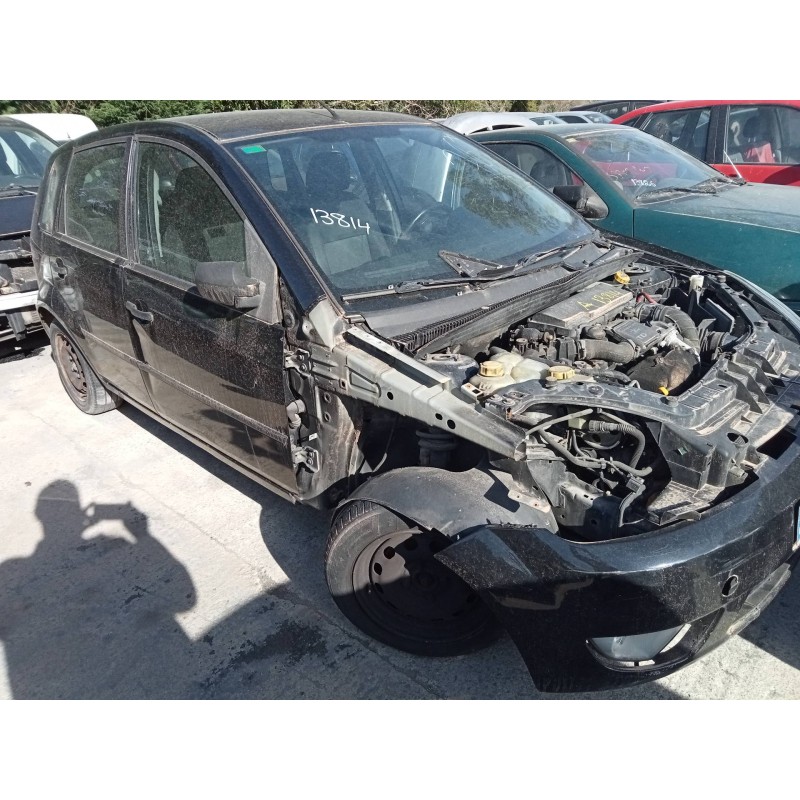 ford fiesta (cbk) del año 2004