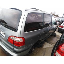 ford galaxy (vy) del año 2004