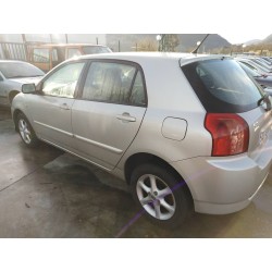toyota corolla (e12) del año 2004