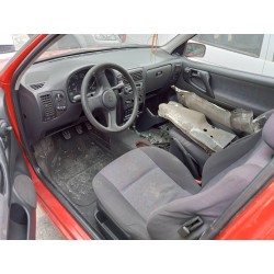 volkswagen polo berlina (6n1) del año 1997