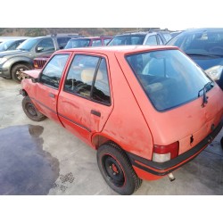 peugeot 205 berlina del año 1998