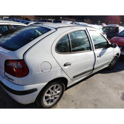 renault megane i fase 2 berlina (ba0) del año 2000