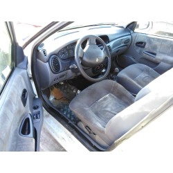 renault megane i fase 2 berlina (ba0) del año 2000