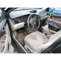 citroen c5 berlina del año 2003