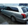 toyota avensis wagon (t25) del año 2005