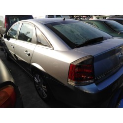 opel vectra c berlina del año 2008