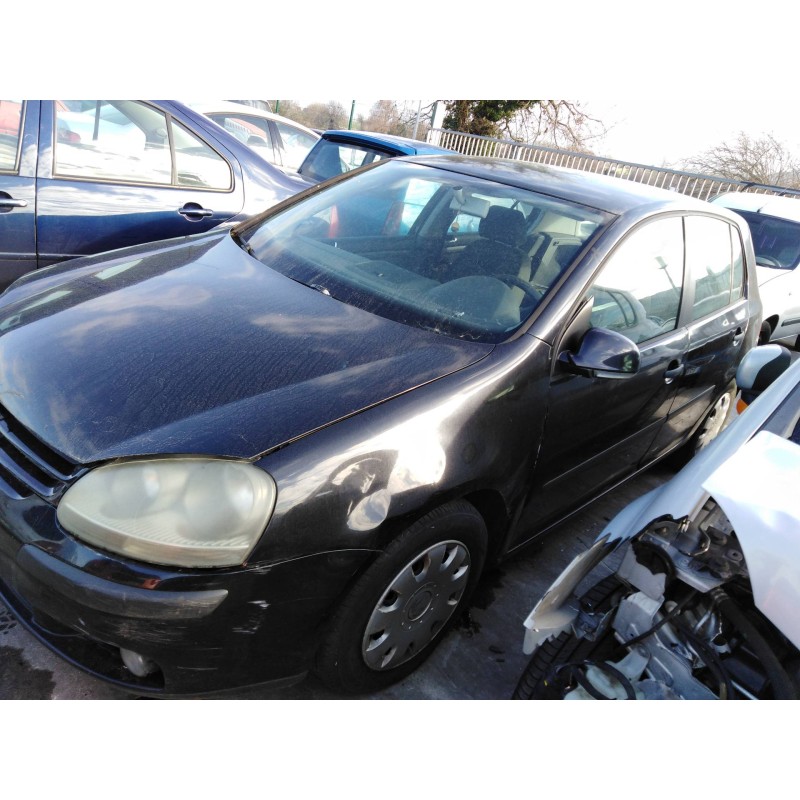 volkswagen golf v berlina (1k1) del año 2004