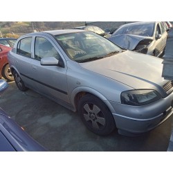 opel astra g berlina del año 2002