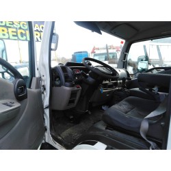 renault maxity del año 2008