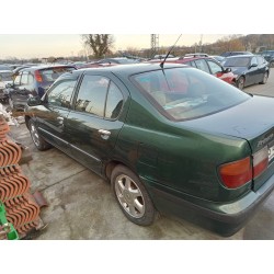 nissan primera berlina (p11) del año 1999