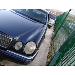 mercedes clase e (w210) berlina diesel del año 1999