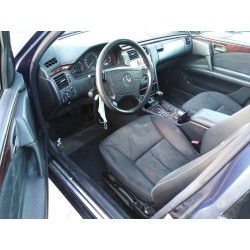 mercedes clase e (w210) berlina diesel del año 1999