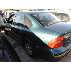 opel vectra b berlina del año 2001