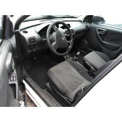 opel corsa c del año 2005