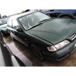 nissan primera berlina (p11) del año 1996