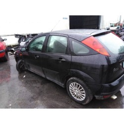 ford focus berlina (cak) del año 2000