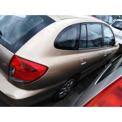 kia rio del año 2003