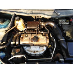 peugeot 206 berlina del año 2000