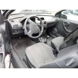 opel corsa c del año 2003