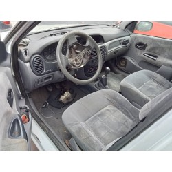renault megane i fase 2 classic (la..) del año 2001