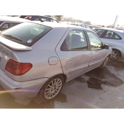 citroen xsara berlina del año 2001