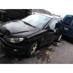 peugeot 206 berlina del año 2002