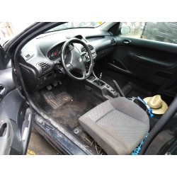 peugeot 206 berlina del año 2002