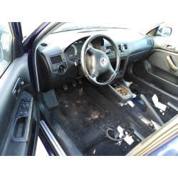 volkswagen bora berlina (1j2) del año 2001