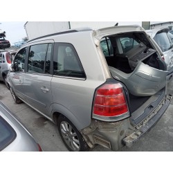 opel zafira b del año 2002