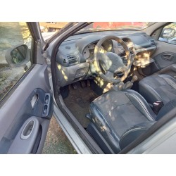 renault clio ii fase i (b/cbo) del año 2000