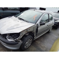 peugeot 206 berlina del año 1999