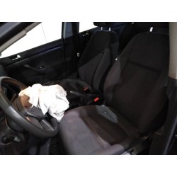 volkswagen golf v berlina (1k1) del año 2004