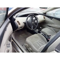 nissan primera trav. (p12) del año 2004